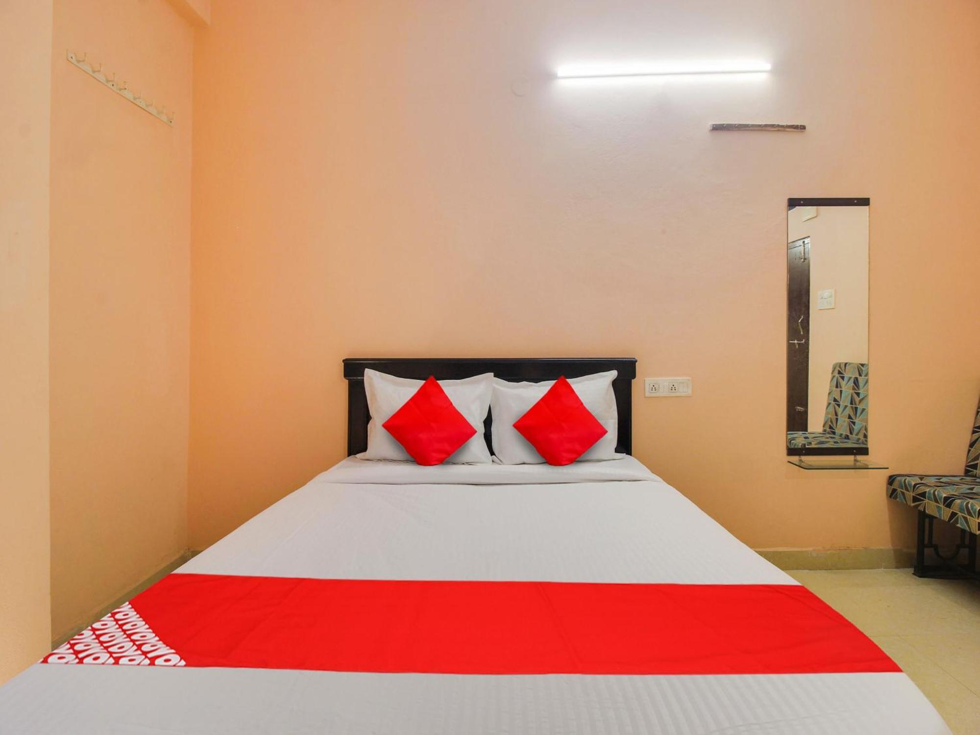 Hotel O R.J.International Pedda Ambarpet Экстерьер фото