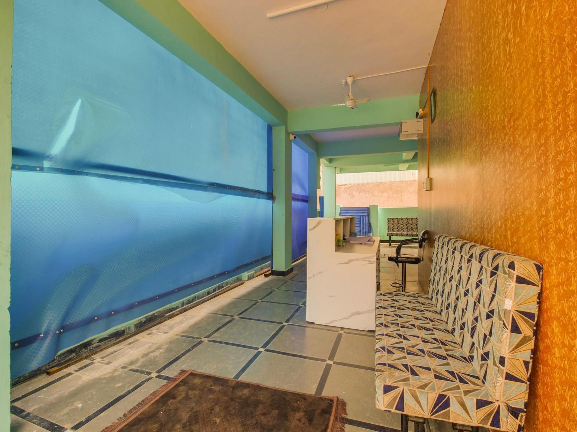 Hotel O R.J.International Pedda Ambarpet Экстерьер фото